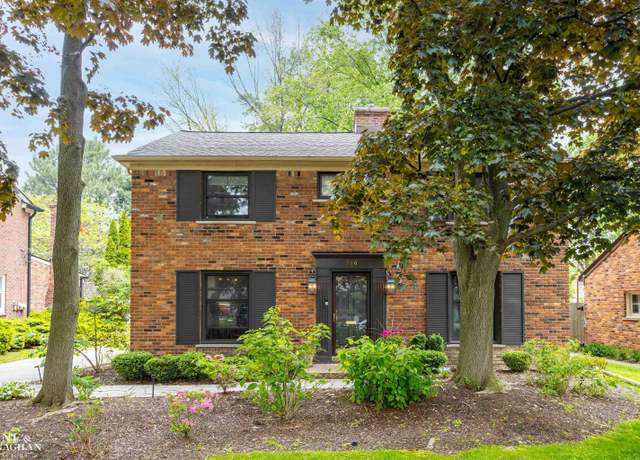 Property at 766 Lakeland St, Grosse Pointe, MI 48230, 3 beds, 3 baths