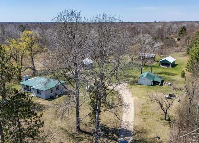 Property at 1697 Three Rivers Rd, Gladwin, MI 48624, 2 beds, 1 bath