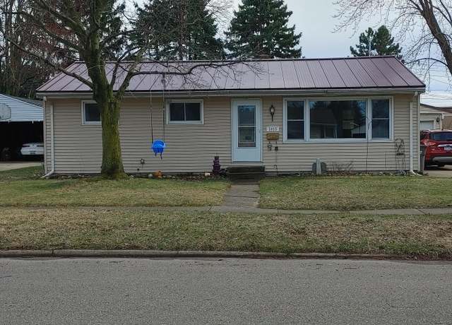 Property at 1613 Griffith St, Sturgis, MI 49091, 3 beds, 1.5 baths