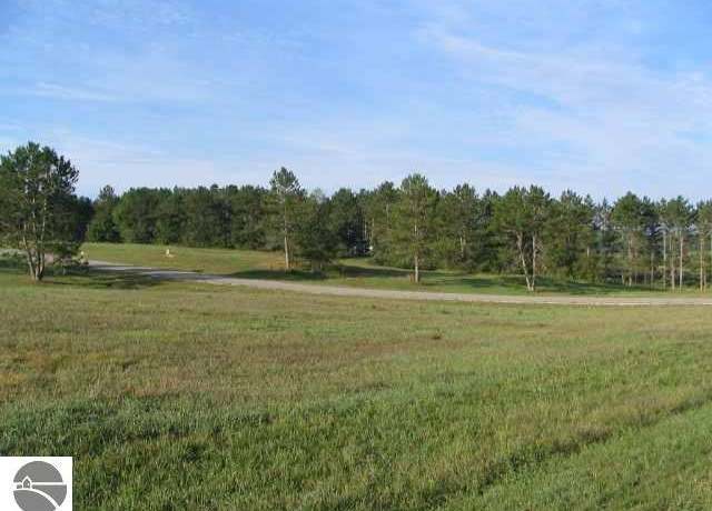 Property at Lot 7 S Meadow Dr, Cadillac, MI 49601