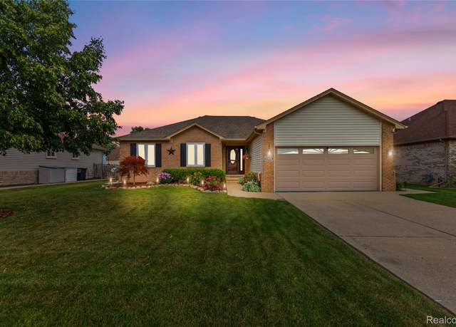 Property at 53076 Black Creek Dr, Chesterfield, MI 48047, 3 beds, 2 baths