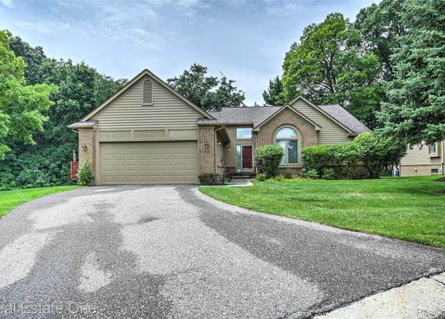 Property at 7071 Deerwood Trl #28, West Bloomfield, MI 48323, 2 beds, 2 baths