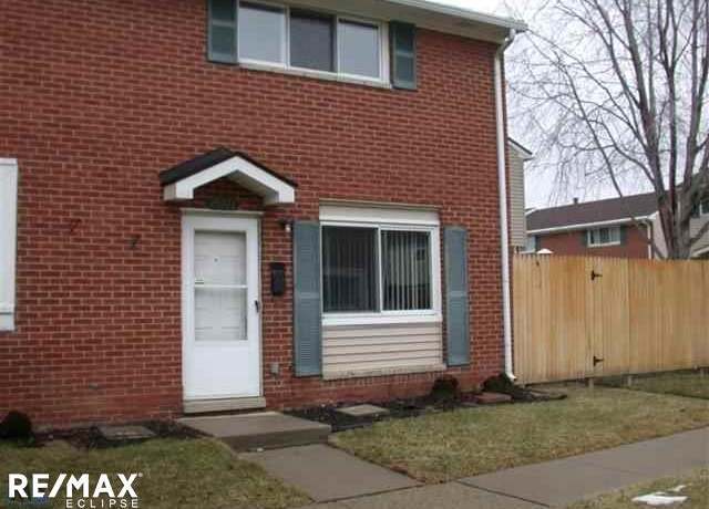 Property at 25972 Jeanette St, Roseville, MI 48066, 2 beds, 1.5 baths