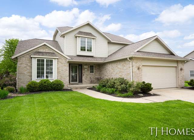 Property at 5348 Cristo Dr NE, Rockford, MI 49341, 5 beds, 3.5 baths