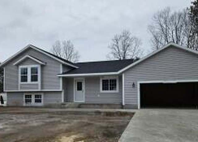 Property at 324 Jennifer Ln, Muskegon, MI 49442, 3 beds, 2 baths