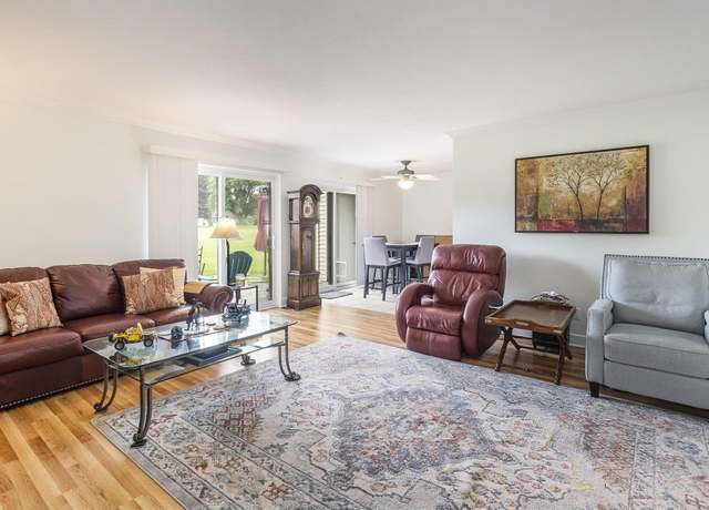 Property at 6022 Holt Rd, Williamsburg, MI 49690, 2 beds, 1.5 baths