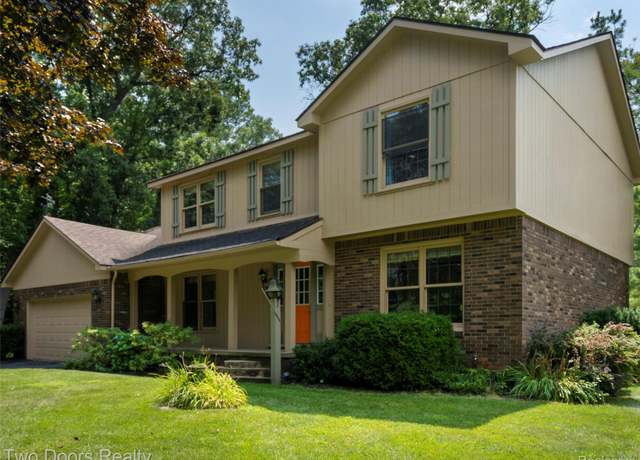 Property at 373 Abbey Wood Dr, Rochester, MI 48306, 4 beds, 2.5 baths