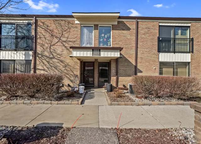 Property at 18218 University Park Dr, Livonia, MI 48152, 2 beds, 1 bath