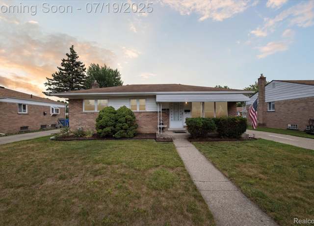 Property at 31320 Newport Dr, Warren, MI 48088, 3 beds, 1.5 baths