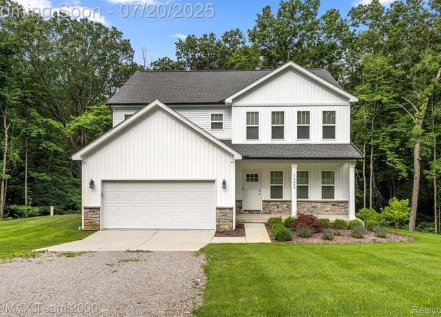Property at 16255 Catalpa Way, Holly, MI 48442, 4 beds, 2.5 baths