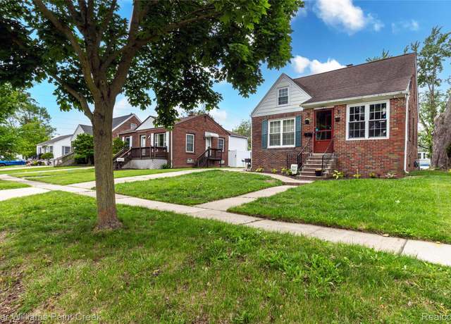 Property at 612 Parkwood Ave, Monroe, MI 48162, 3 beds, 1 bath