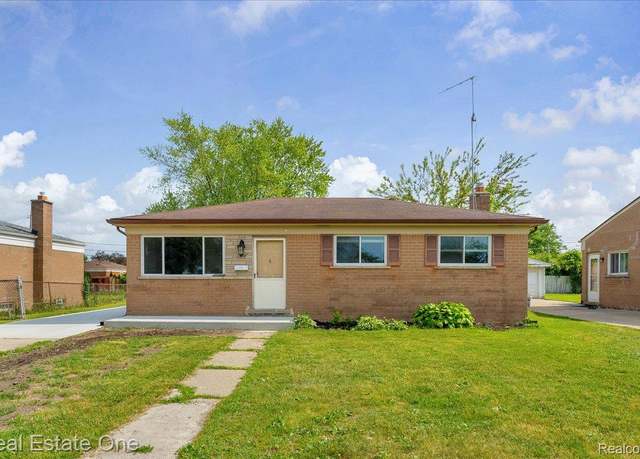 Property at 3218 E 14 Mile Rd, Warren, MI 48092, 3 beds, 1 bath