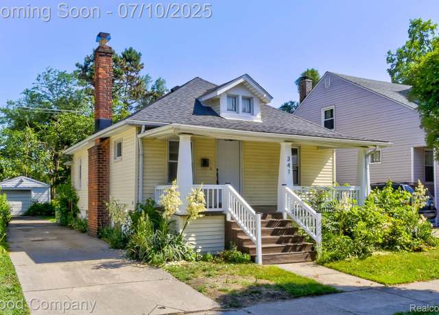 Property at 341 E Woodland St, Ferndale, MI 48220, 2 beds, 1.5 baths