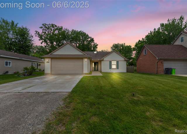 Property at 39562 Macomber St, Harrison Township, MI 48045, 2 beds, 2 baths