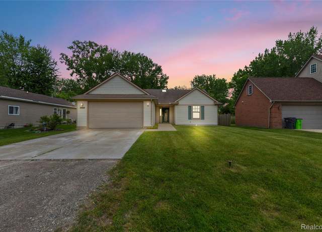 Property at 39562 Macomber St, Harrison Township, MI 48045, 2 beds, 2 baths