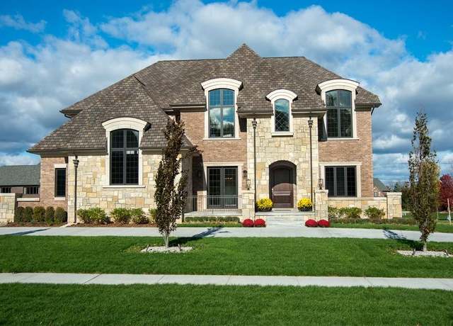 Property at 2586 Fairway Ct, Rochester, MI 48306, 4 beds, 4 baths