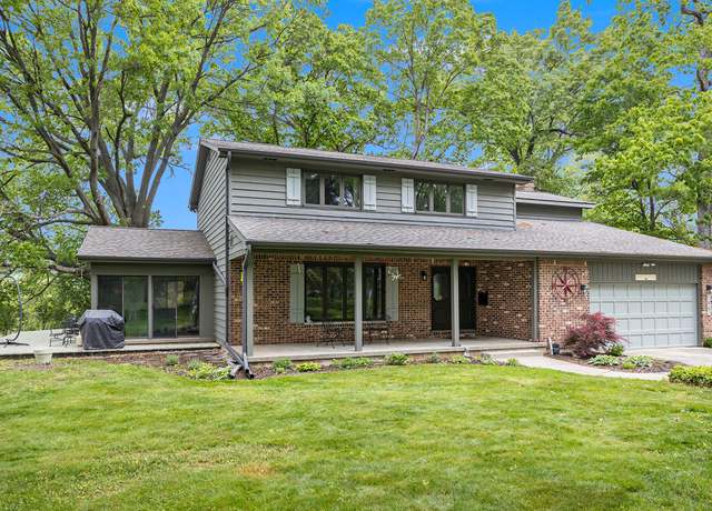 Property at 44 Bayshore Dr, Battle Creek, MI 49015, 4 beds, 2.5 baths