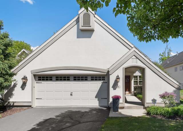 Property at 416 Enclave Ct SE #2, Grand Rapids, MI 49546, 2 beds, 2.5 baths