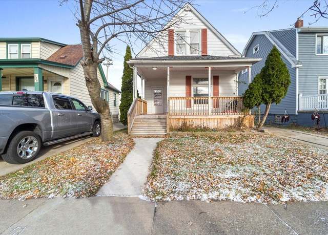 Property at 618 Walnut St, Wyandotte, MI 48192, 3 beds, 1 bath