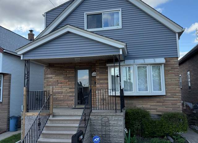 Property at 1989 Edwin St, Hamtramck, MI 48212, 3 beds, 2 baths