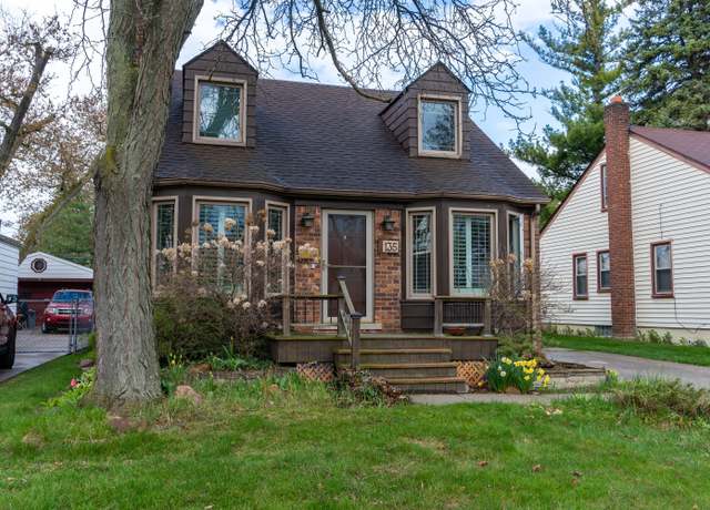 Property at 135 N Wilson Ave, Royal Oak, MI 48067, 3 beds, 3 baths