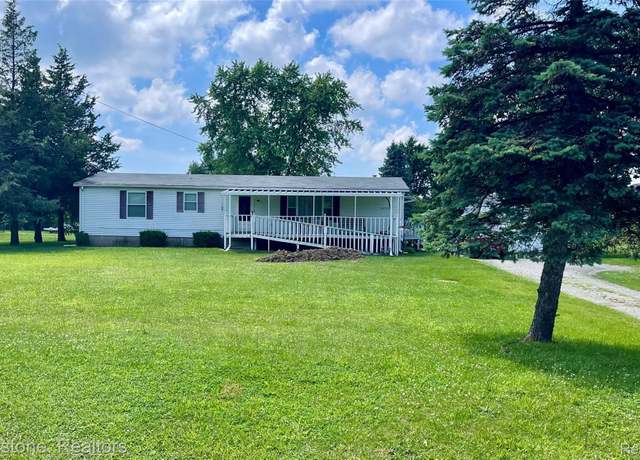 Property at 5022 Belsay Rd, Grand Blanc, MI 48439, 3 beds, 2 baths
