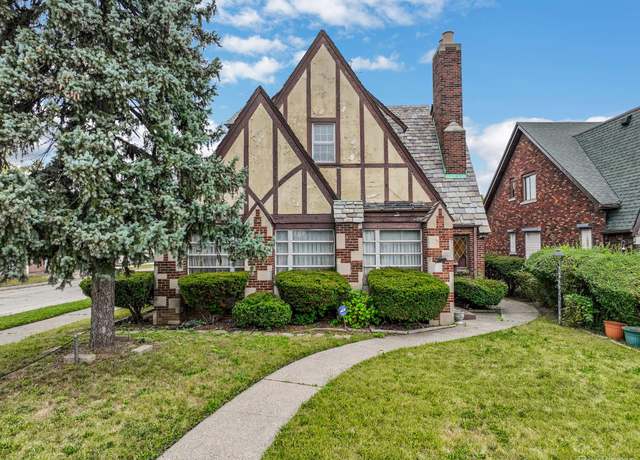 Property at 8691 E Outer Dr, Detroit, MI 48213, 5 beds, 3.5 baths
