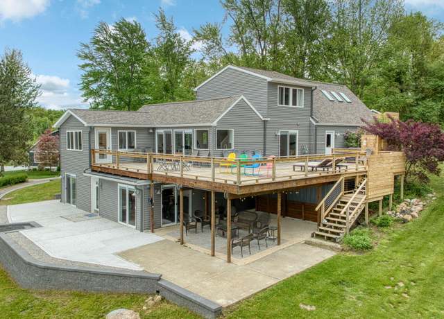 Property at 282 Evans Trail Trl, Tipton, MI 49287, 5 beds, 3.5 baths
