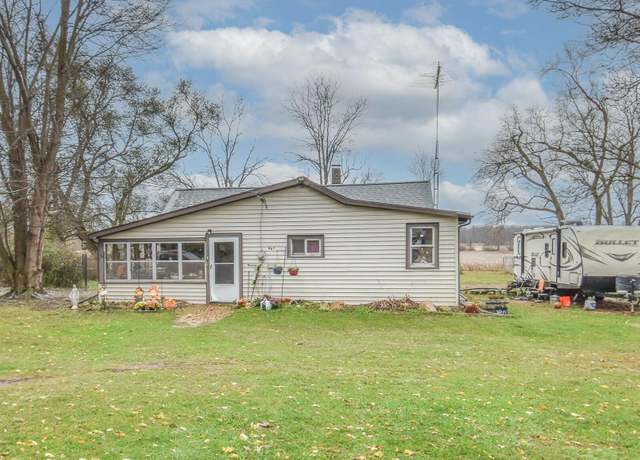 Property at 967 Newton Rd, Quincy, MI 49082, 3 beds, 1 bath