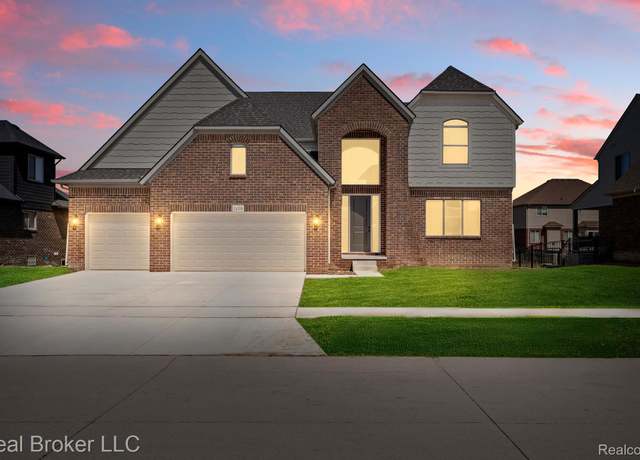 Property at 24599 Brookshire Dr, Macomb, MI 48042, 4 beds, 3.5 baths