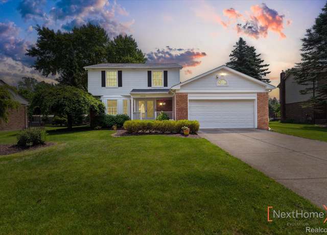 Property at 19538 Stamford Dr, Livonia, MI 48152, 3 beds, 2.5 baths