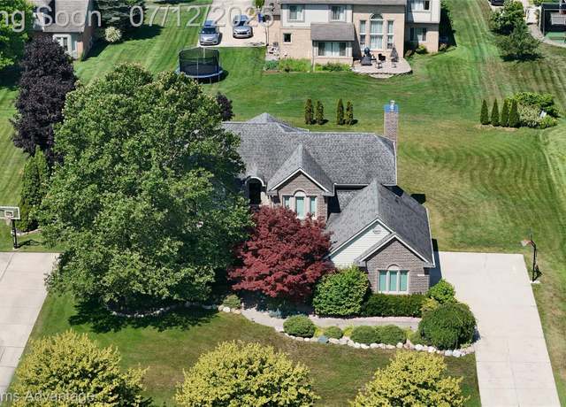 Property at 7255 Stonebrook Dr, Canton, MI 48187, 4 beds, 3.5 baths