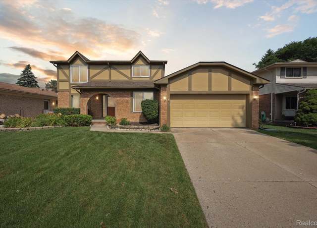 Property at 6900 Woonsocket St, Canton Charter Township, MI 48187, 4 beds, 2.5 baths