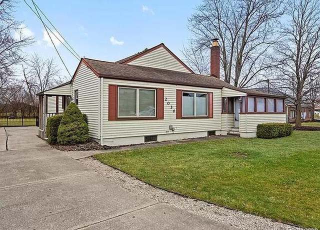 Property at 2030 Orpington Dr, Troy, MI 48083, 3 beds, 2 baths