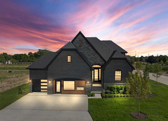 Property at 4132 Spring Meadow Dr, Sterling Heights, MI 48314, 3 beds, 2.5 baths