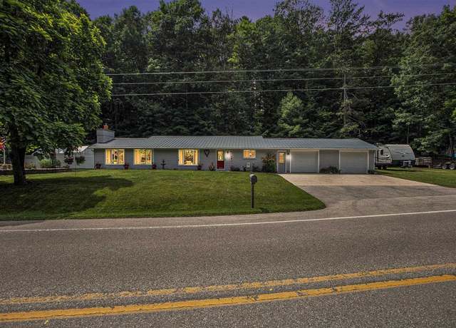 Property at 4184 Holiday Rd, Traverse City, MI 49686, 2 beds, 2 baths
