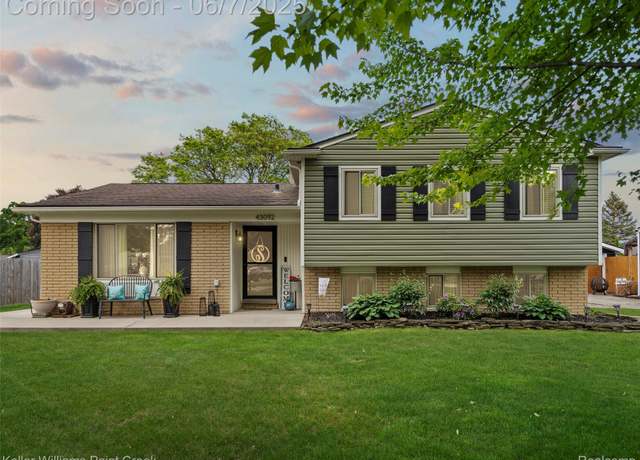 Property at 43092 Bond Ct, Sterling Heights, MI 48313, 3 beds, 2 baths