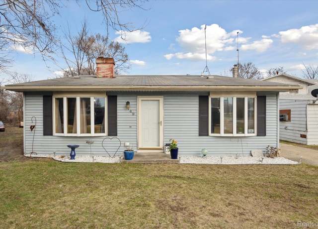 Property at 749 Gates Ave, Ypsilanti, MI 48198, 3 beds, 1 bath