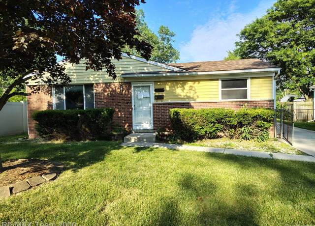 Property at 15771 Taft St, Romulus, MI 48174, 3 beds, 1 bath