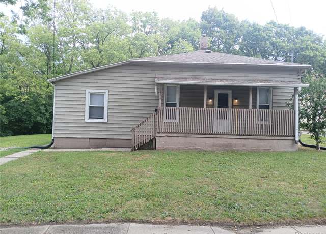 Property at 1409 Lyons Ave, Lansing, MI 48910, 3 beds, 1 bath