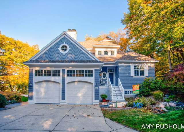 Property at 1749 Sunset Point Dr, Norton Shores, MI 49441, 4 beds, 4 baths