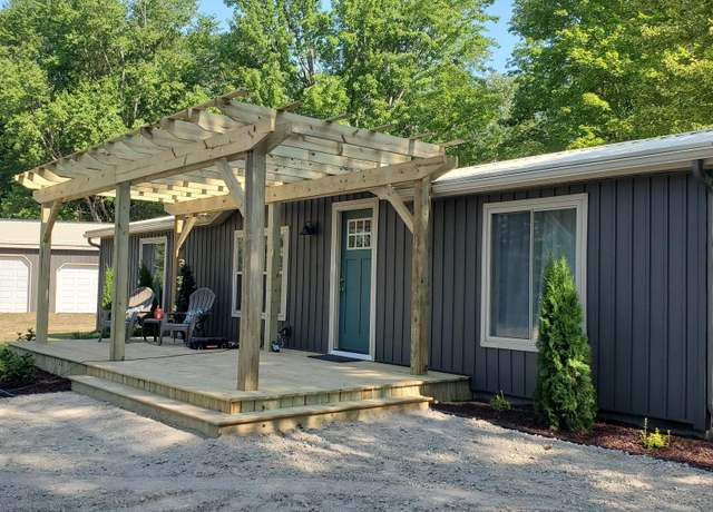Property at 8485 E Broadway Rd, Chippewa Township, MI 48858, 3 beds, 2 baths