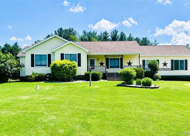 Property at 5422 Brown City Rd, Brown City, MI 48416, 3 beds, 2.5 baths