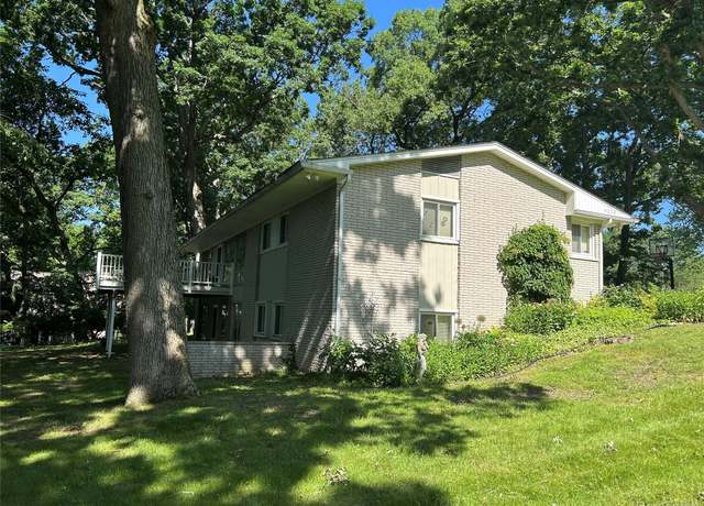 Property at 4230 Wendell Rd, West Bloomfield, MI 48323, 4 beds, 3 baths