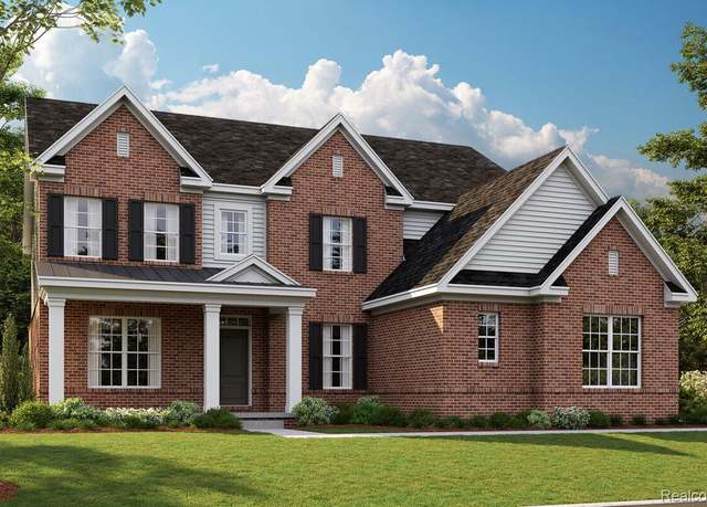 Property at 12111 Moore Ln, Washington, MI 48094, 4 beds, 3.5 baths