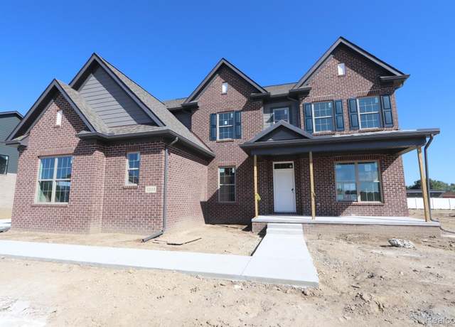 Property at 12111 Moore Ln, Washington Township, MI 48094, 4 beds, 3.5 baths