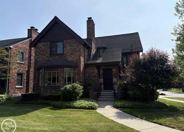 Property at 289 Mcmillan Rd, Grosse Pointe Farms, MI 48236, 4 beds, 2.5 baths