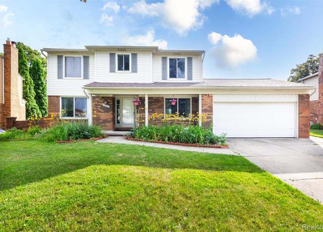 Property at 4425 Clarke Dr, Troy, MI 48085, 4 beds, 2.5 baths