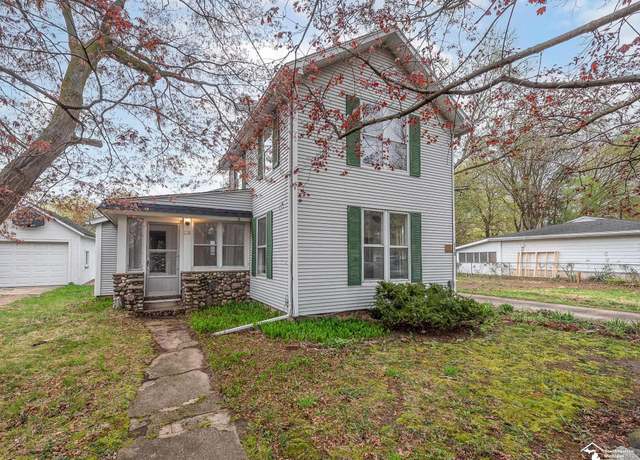 Property at 118 Litchfield St, Clinton, MI 49236, 3 beds, 2 baths