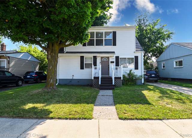 Property at 279 Martin Luther King Jr Blvd S, Pontiac, MI 48342, 2 beds, 1 bath